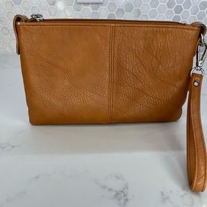 🤎Charming Charlie Perrin🤎Wristlet Clutch🤎